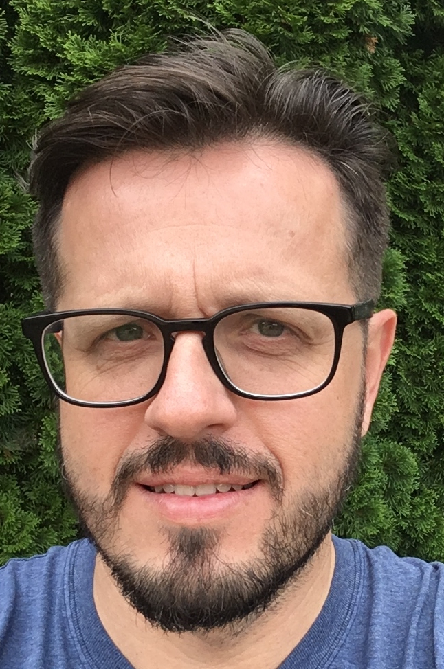 �rp�d Besz�des